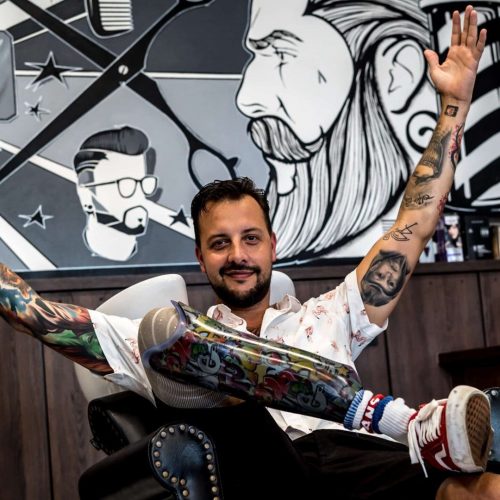 Holič a barber - Alessandro